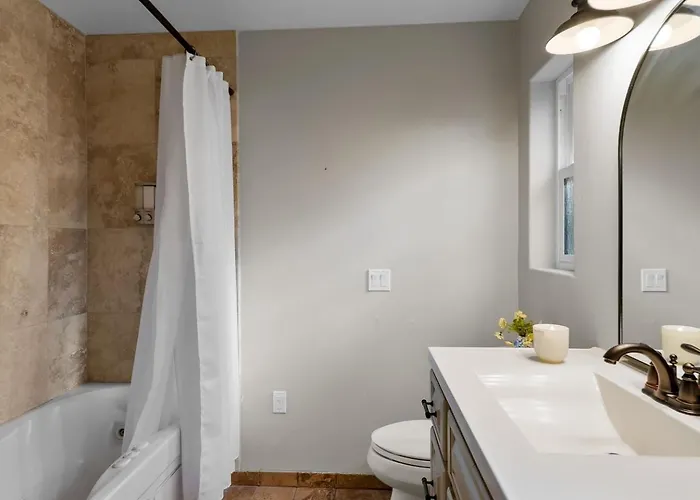 The Az Notebook, Sleeps 28, Included Holiday home *