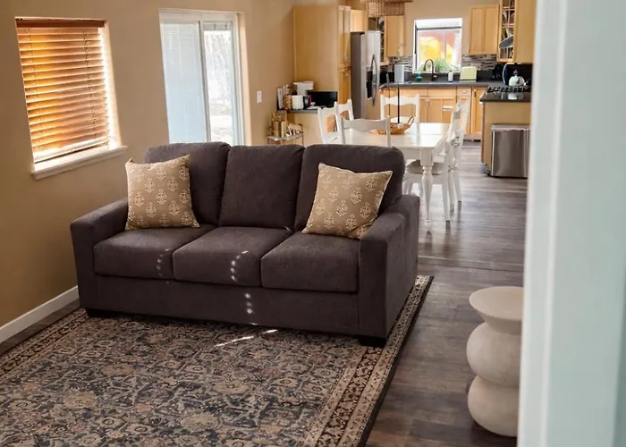 The Az Notebook, Sleeps 28, Included